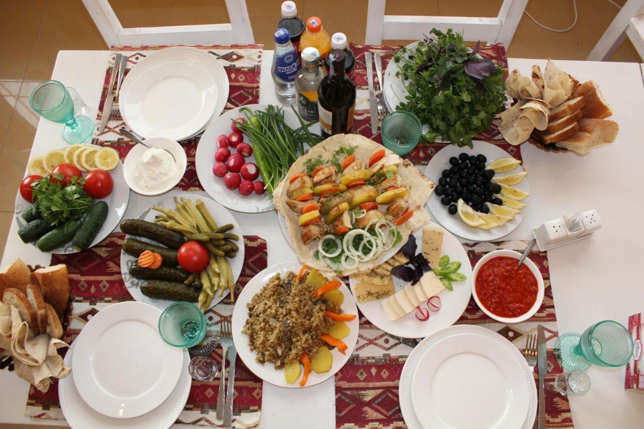 Diligence Hotel&restaurant Dilidzjan Buitenkant foto