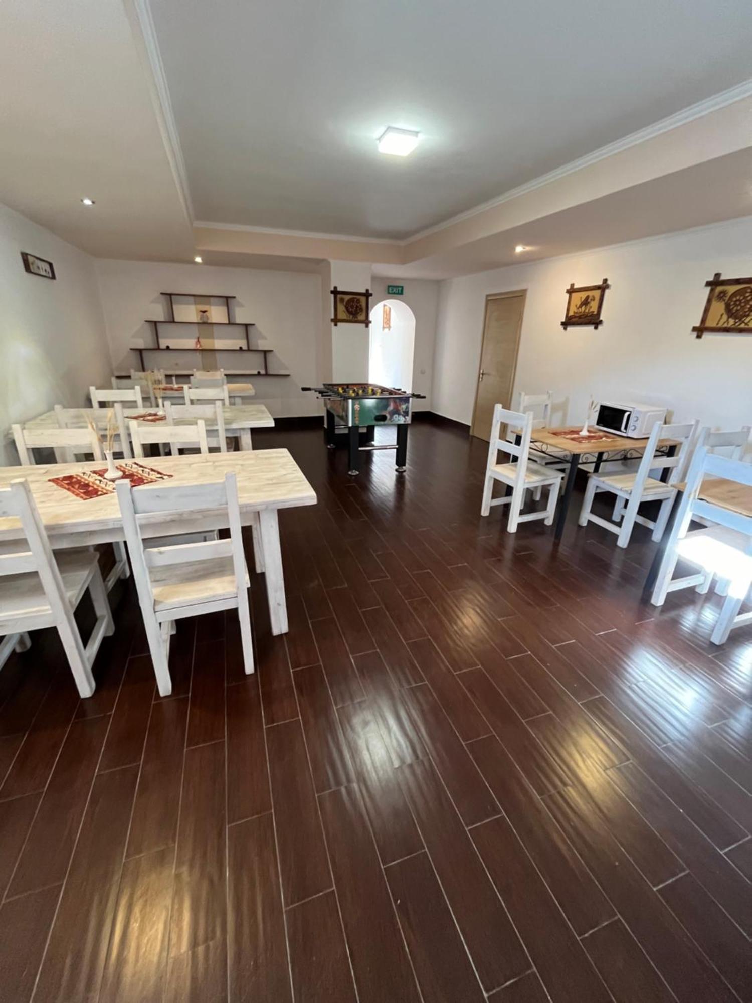 Diligence Hotel&restaurant Dilidzjan Buitenkant foto