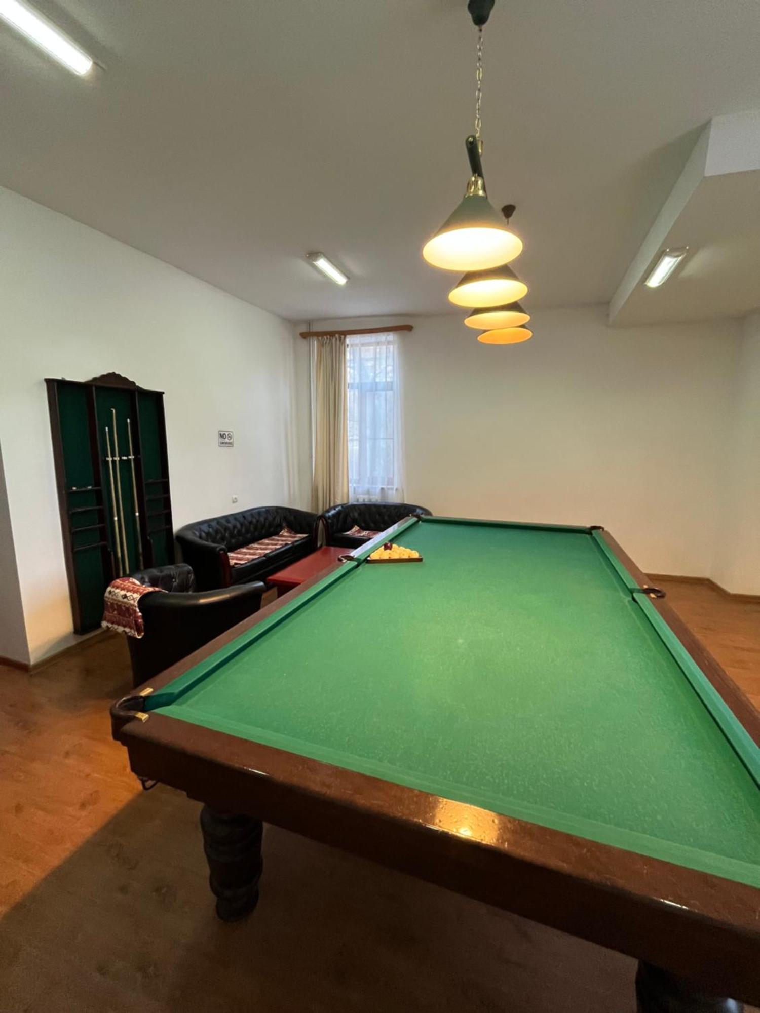 Diligence Hotel&restaurant Dilidzjan Buitenkant foto
